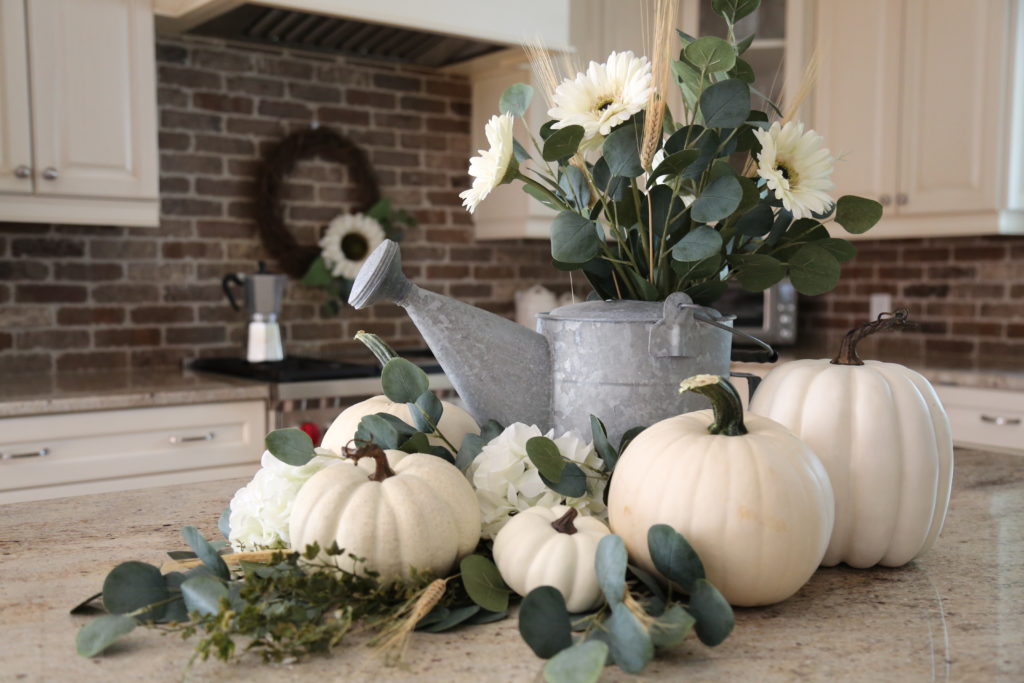 Decorating for Fall in the Kitchen - Cali Girl In A Southern World