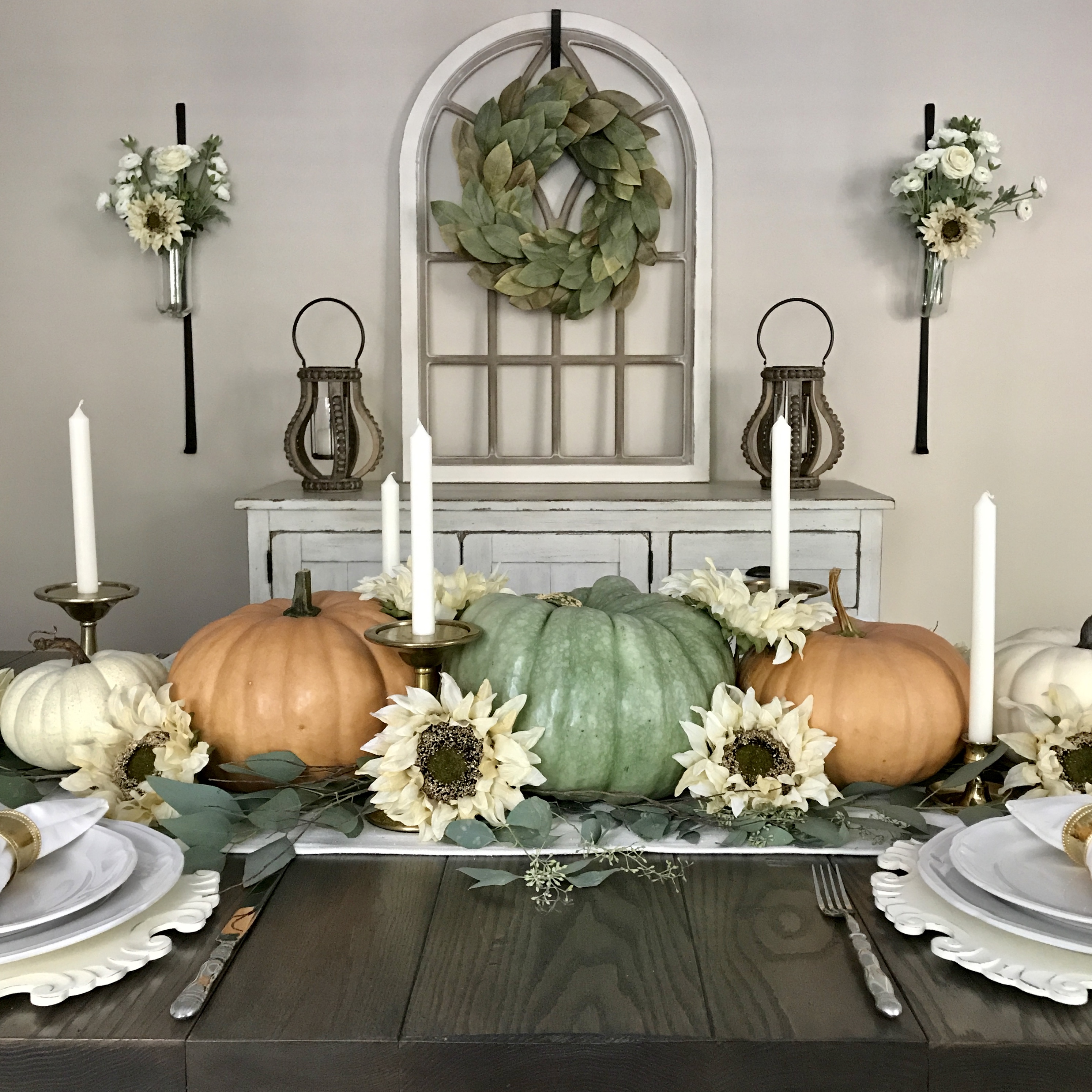 Fall Tablescape Dining room